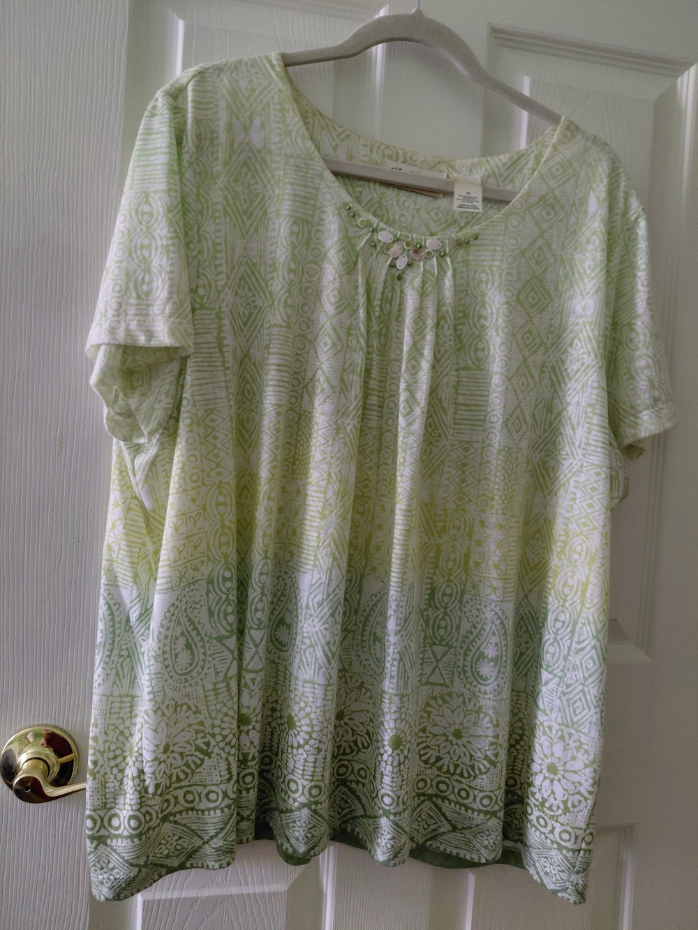 Light Green Patterned Women's Tunic with Beaded Scoop Neck